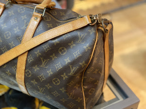 100% Authentic VintageLouis Vuitton Keepall Duffle (45)