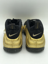 Load image into Gallery viewer, Nike Foamposite &quot;Metallic Gold&quot; PO
